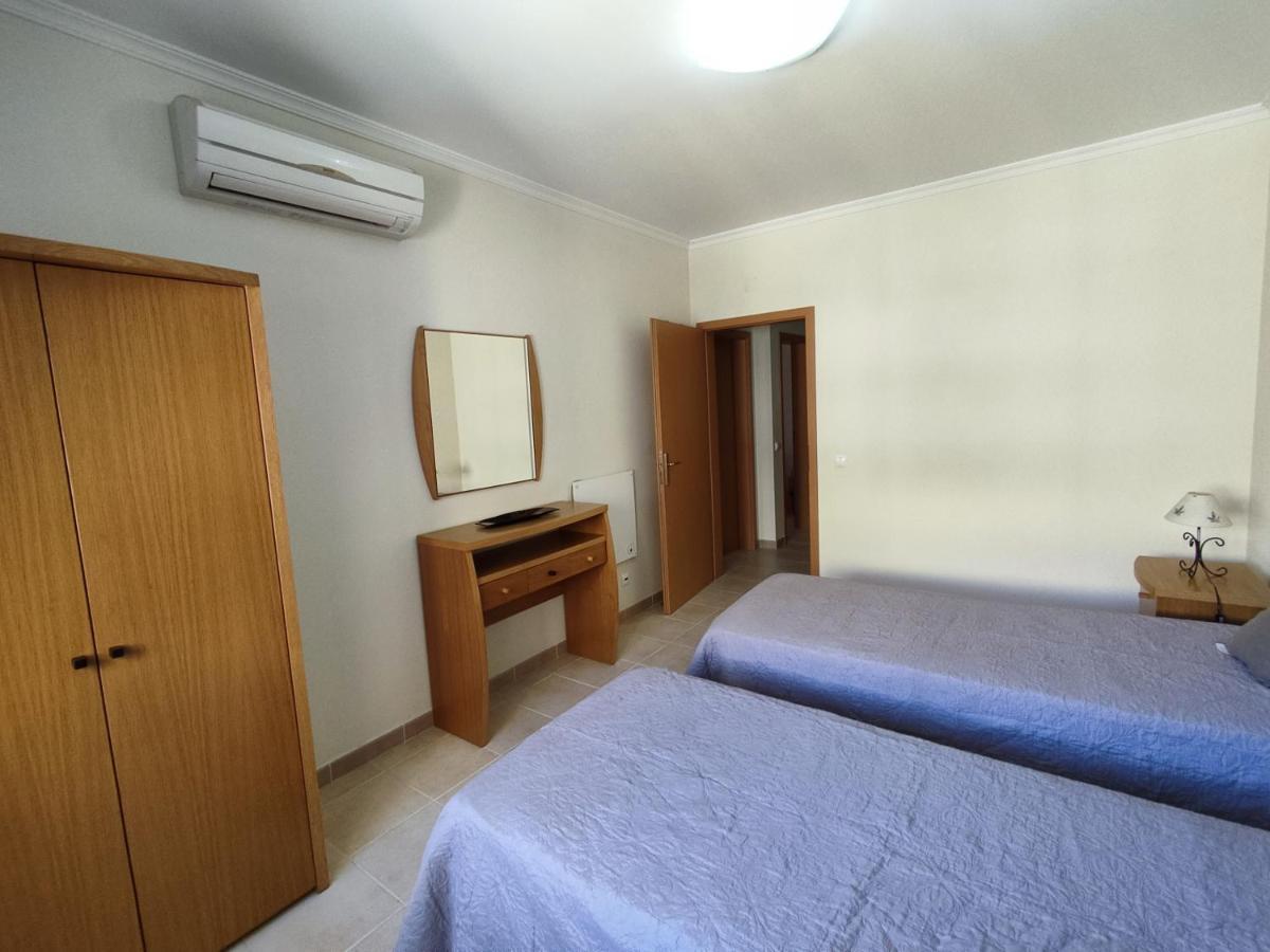 4B Alto Dos Navegantes - Casas & Papeis Apartment Armacao de Pera Luaran gambar