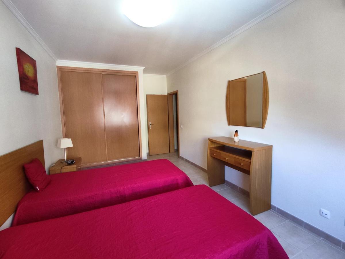 4B Alto Dos Navegantes - Casas & Papeis Apartment Armacao de Pera Luaran gambar